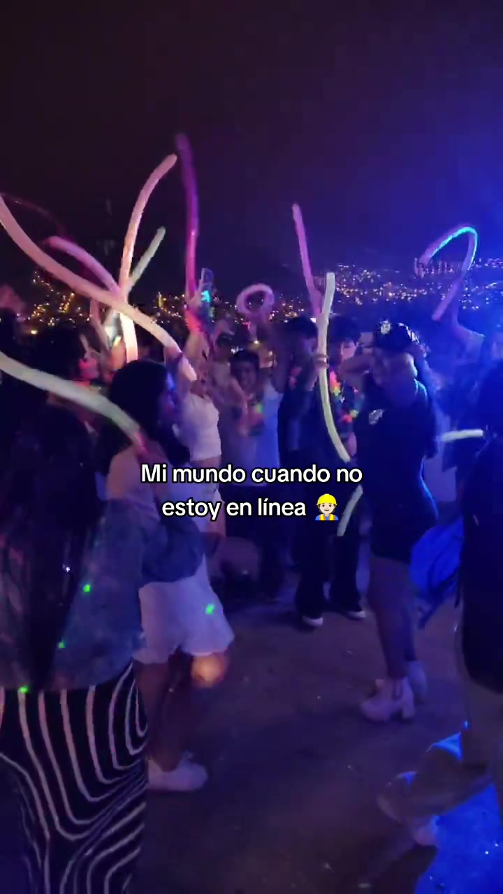 @DASLI PRODUCCIONES 🎉