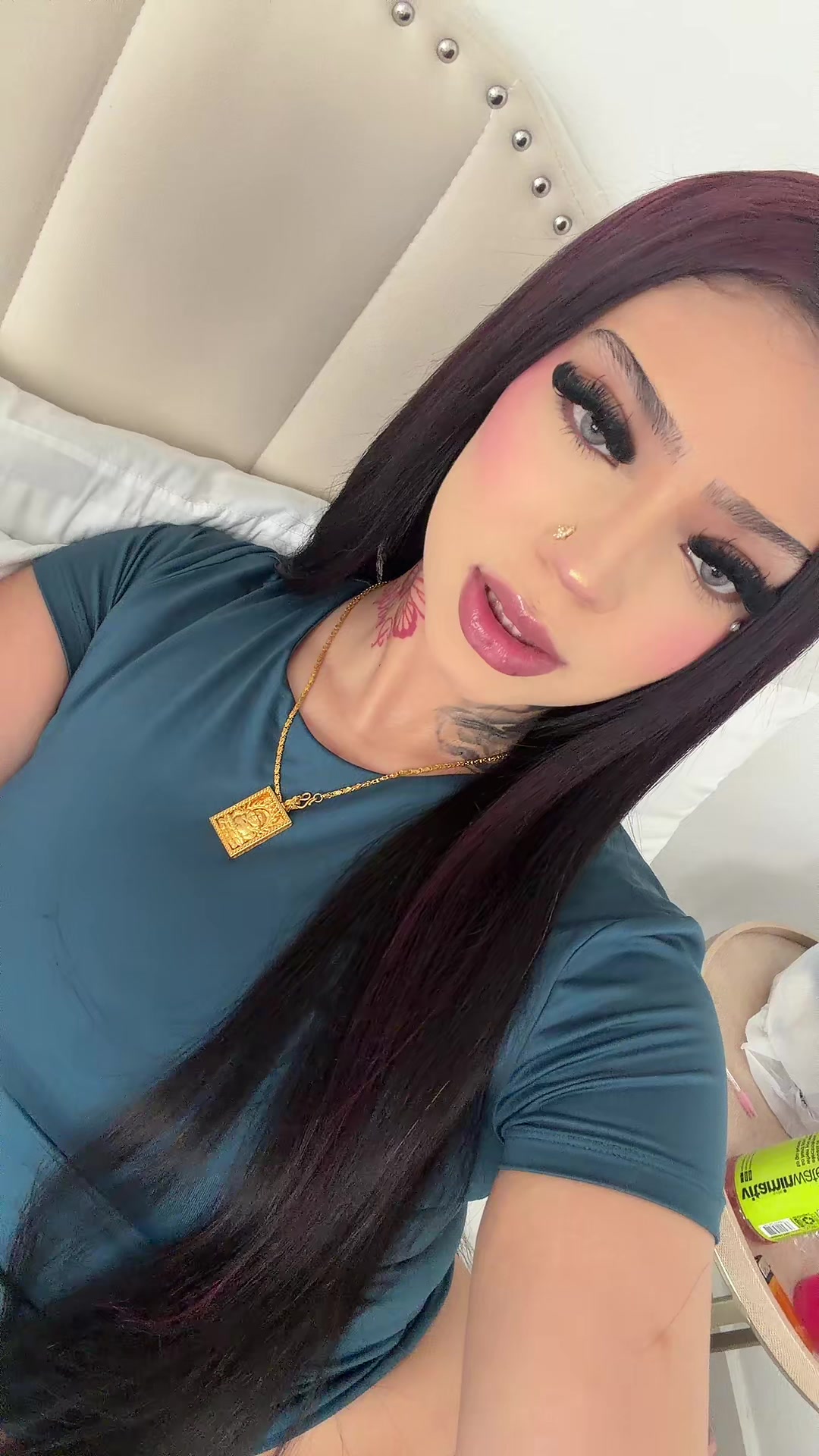 @Aysslin