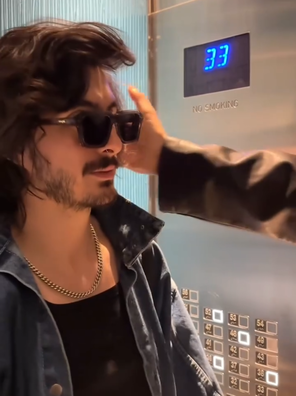 @𝐒𝐚𝐦 ☆
