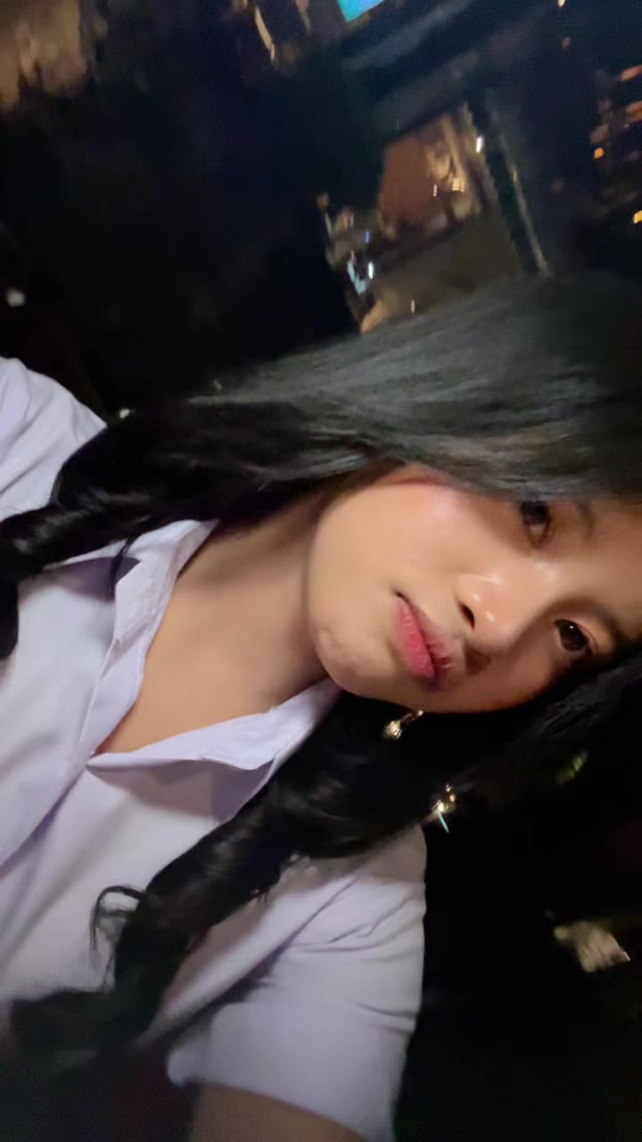 @Dheaalmaira