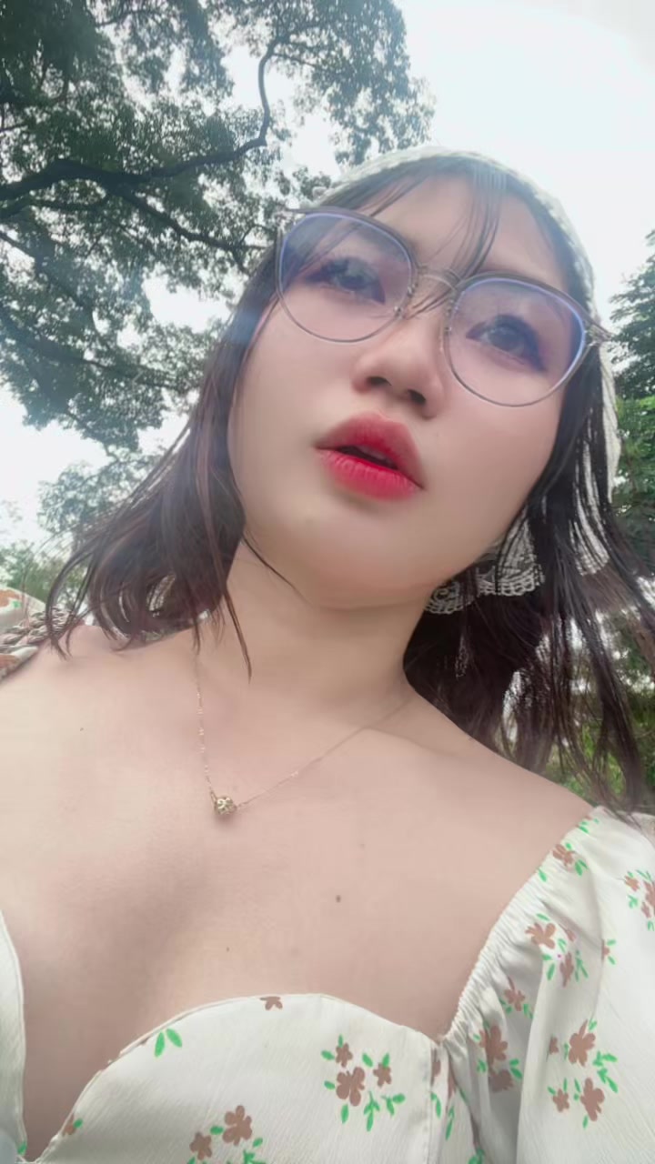 @Hnin 💙🌻