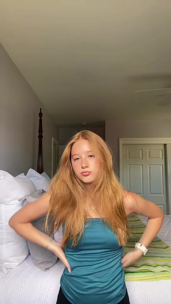 @brooke ٠࣪⭑