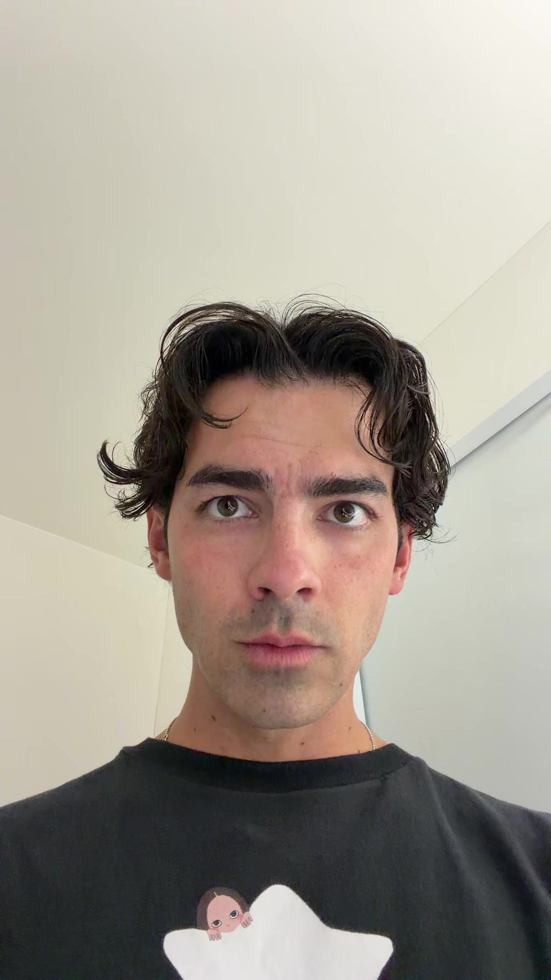 @joejonas
