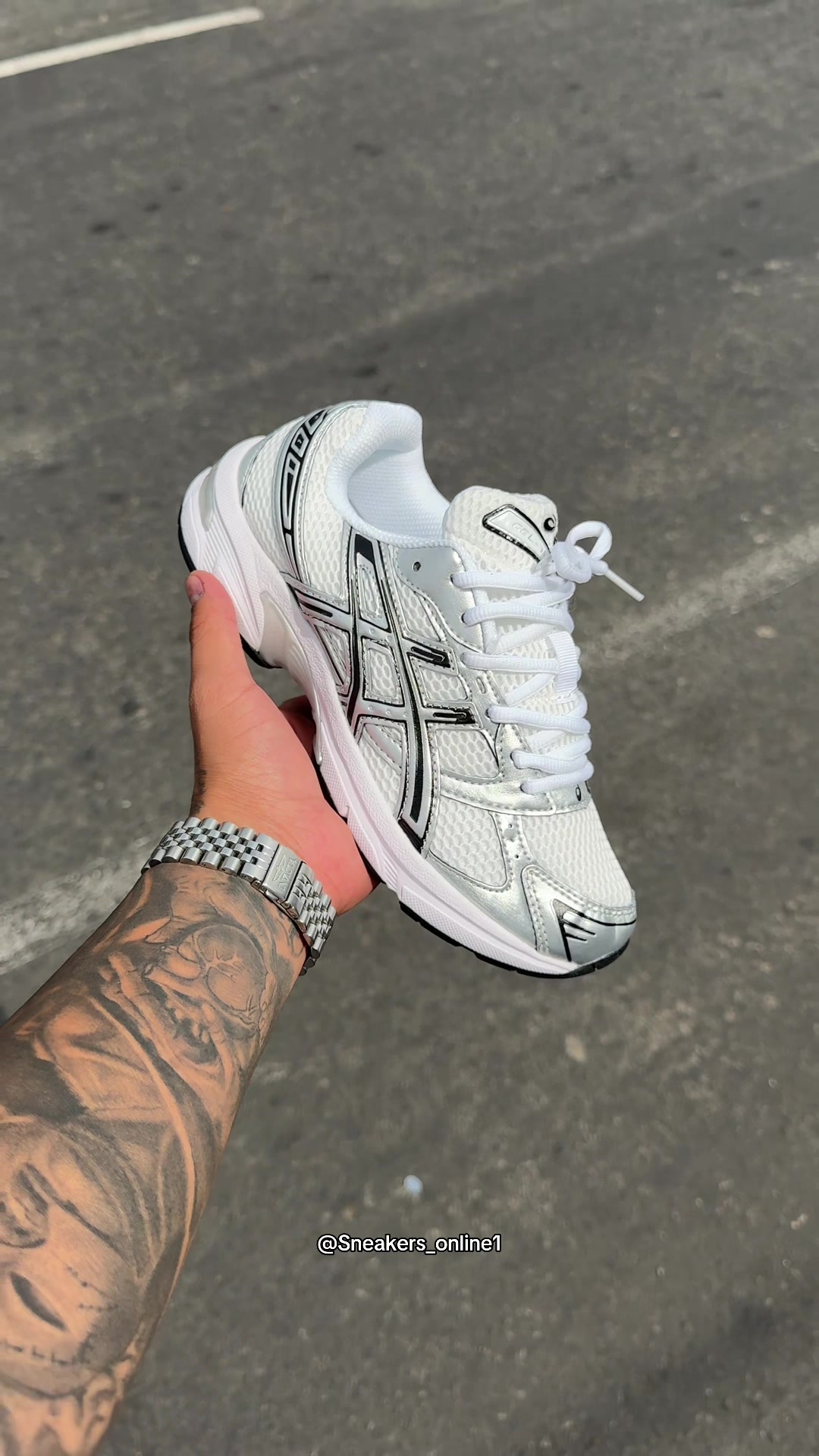 @sneakers_online1