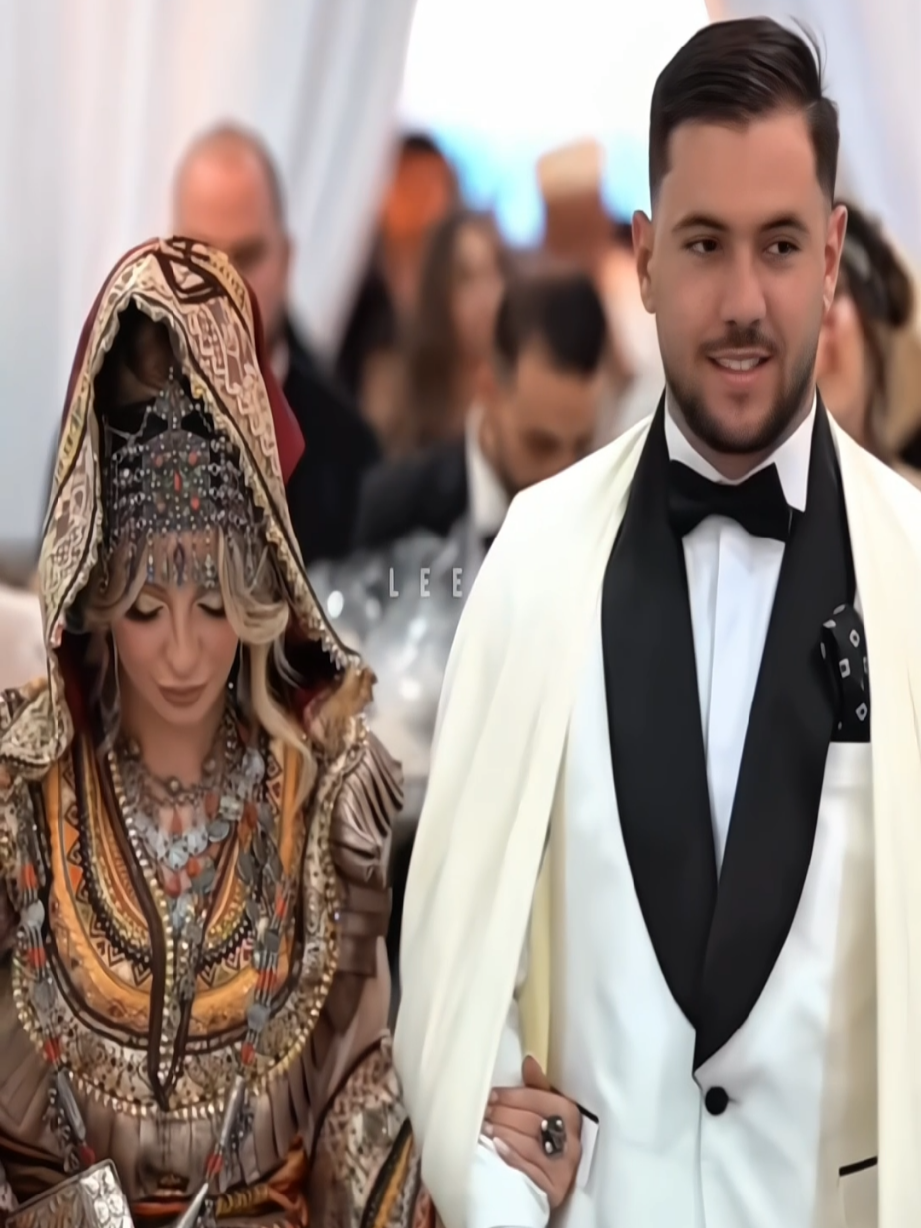 @ᴸ ᴱ ᴱ ᴺ ᴬ | لِينَا