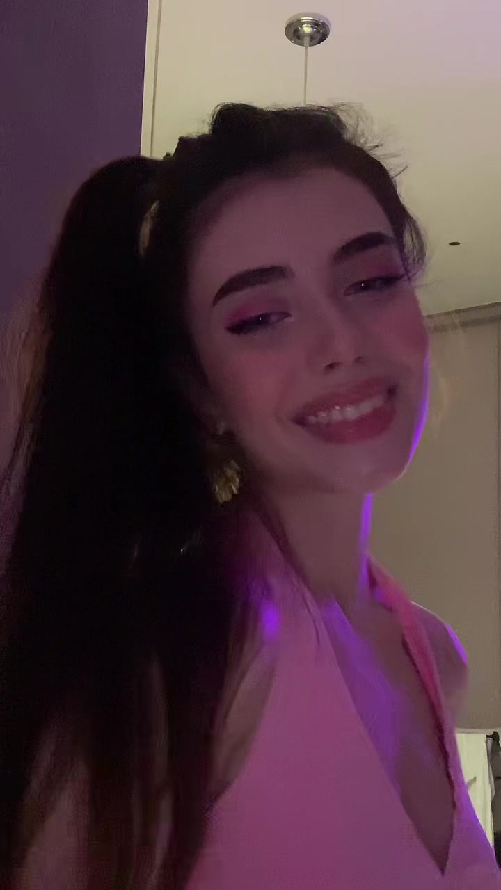 @здесь Стефани