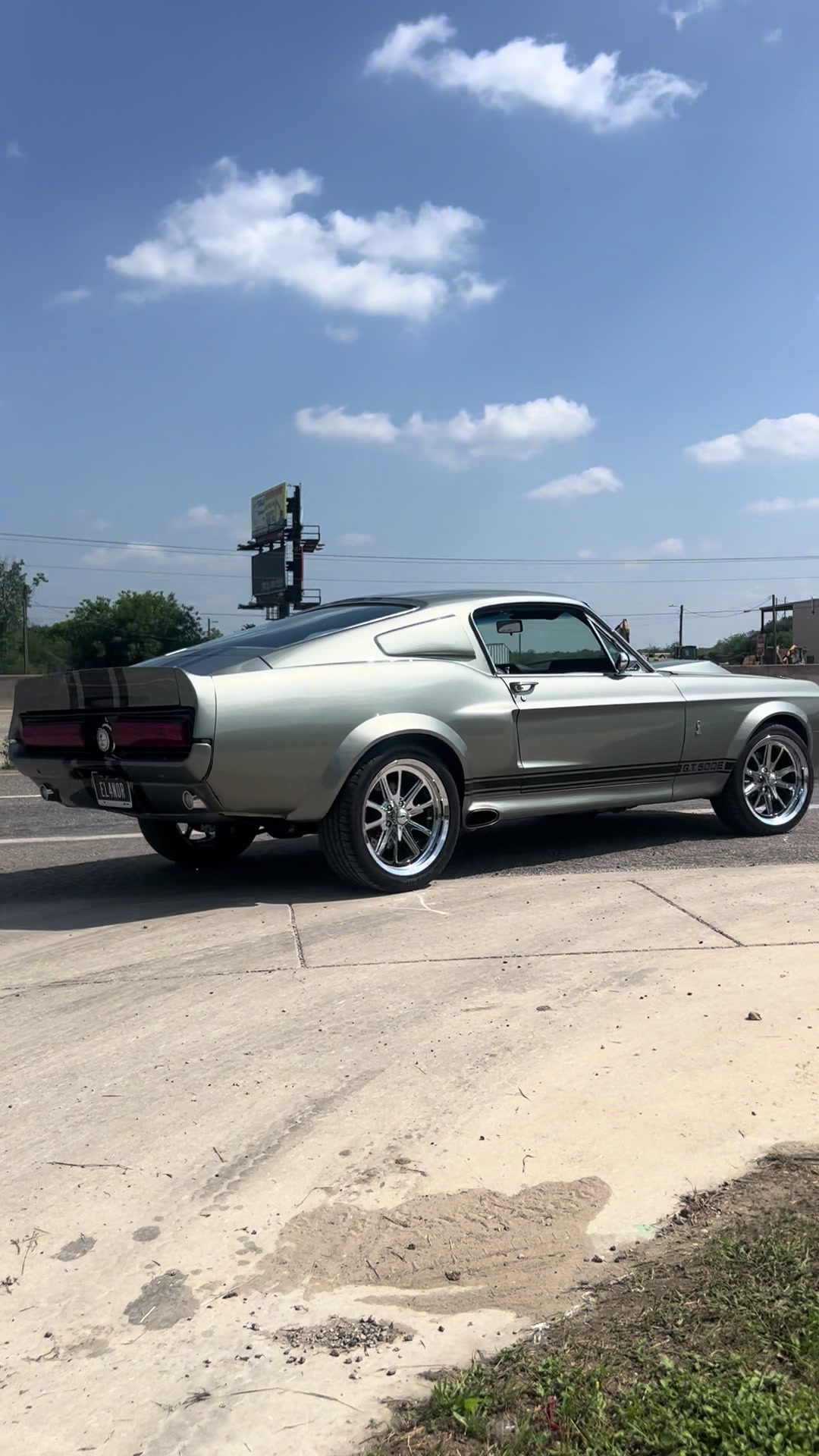 @texas_street_cars