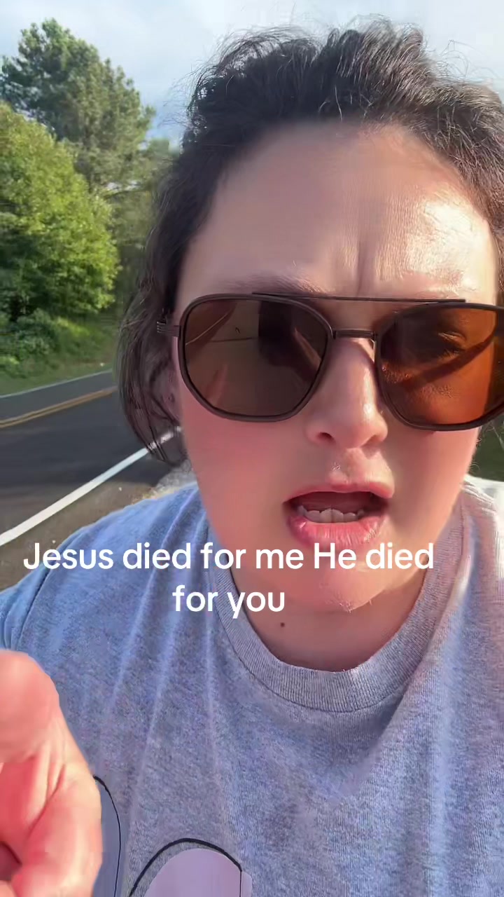 @BrieBishop
