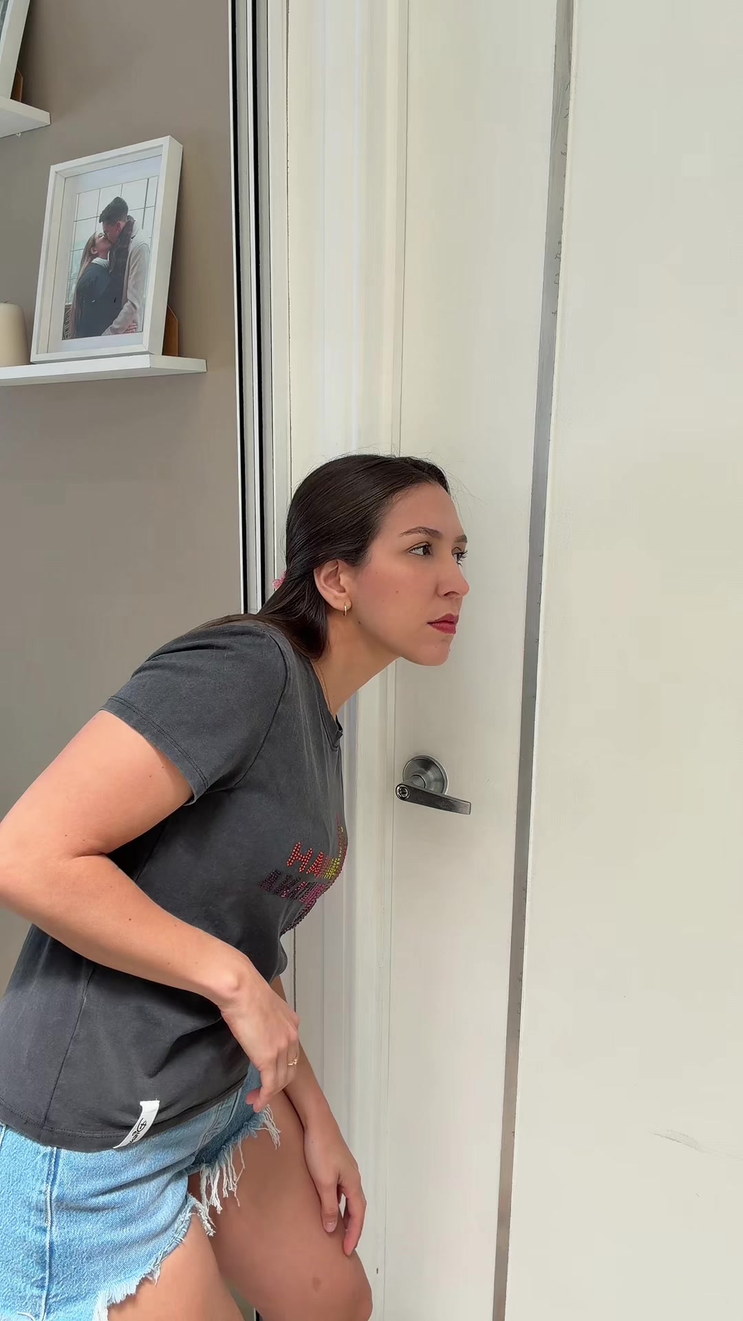 @Ana