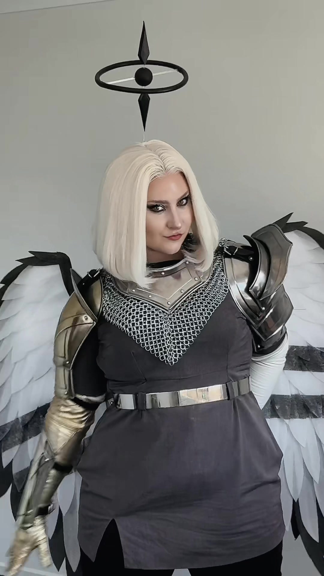 @BETH (Forever Cosplay)