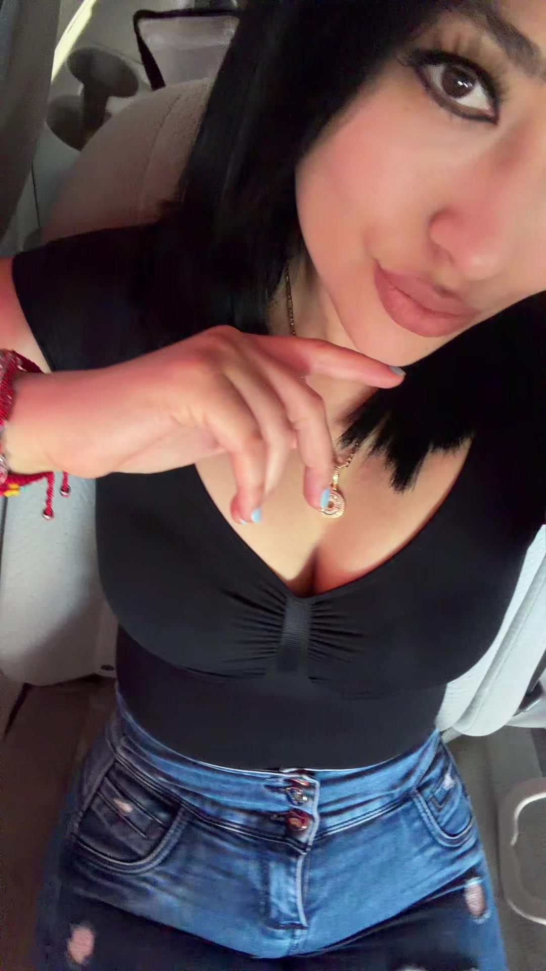 @lizflx_28