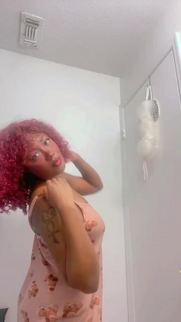 @ethyybae 💋