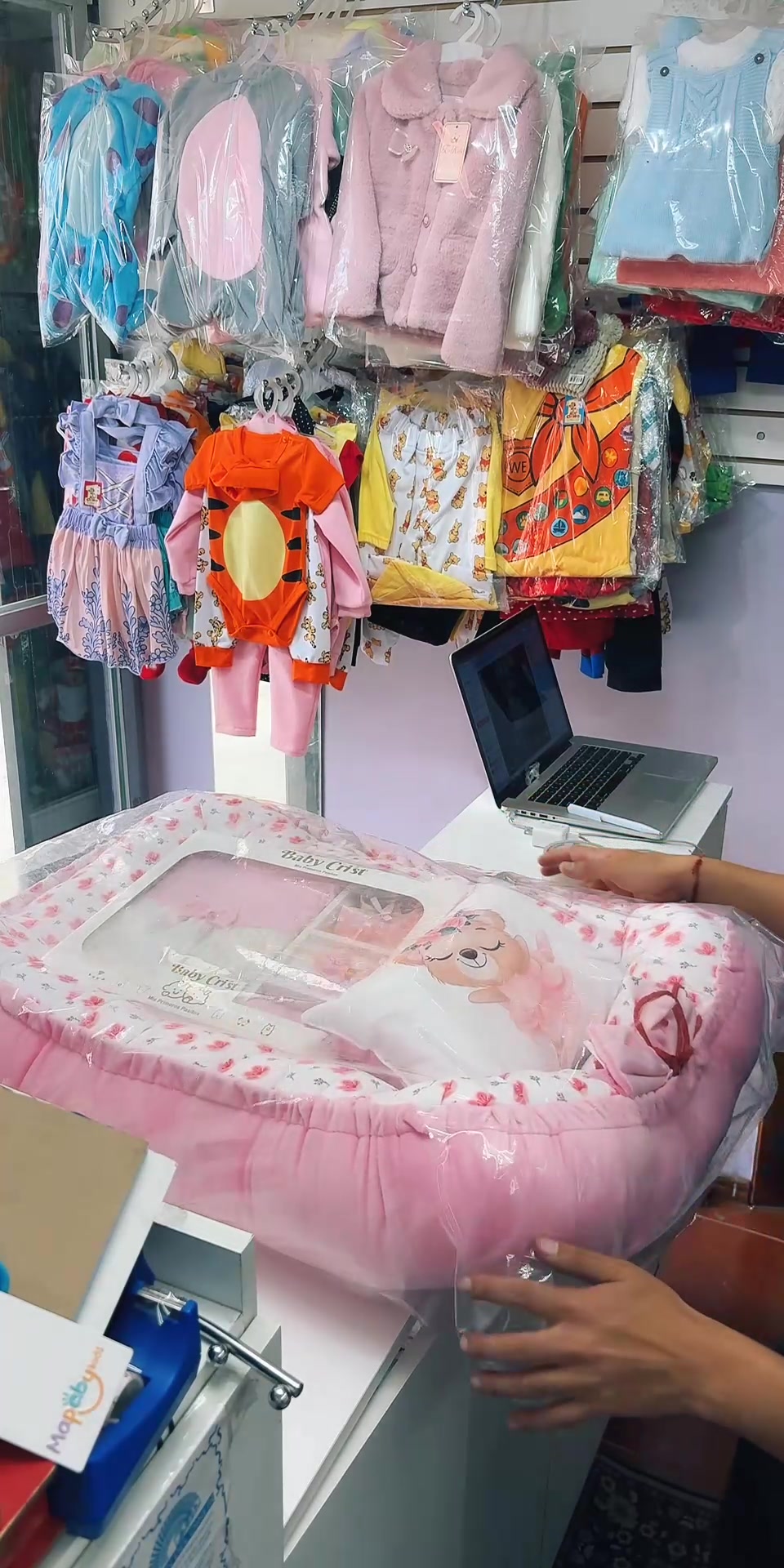 @Ropa de bebé Chiki Konsentidos