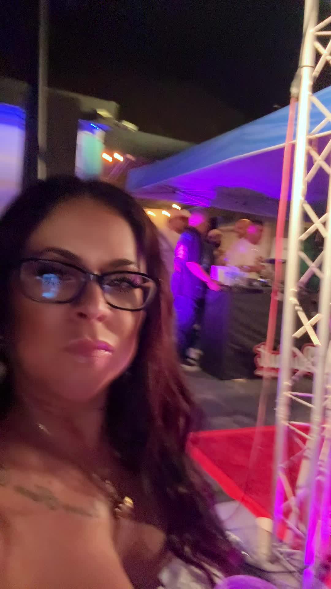 @Angela Lemos