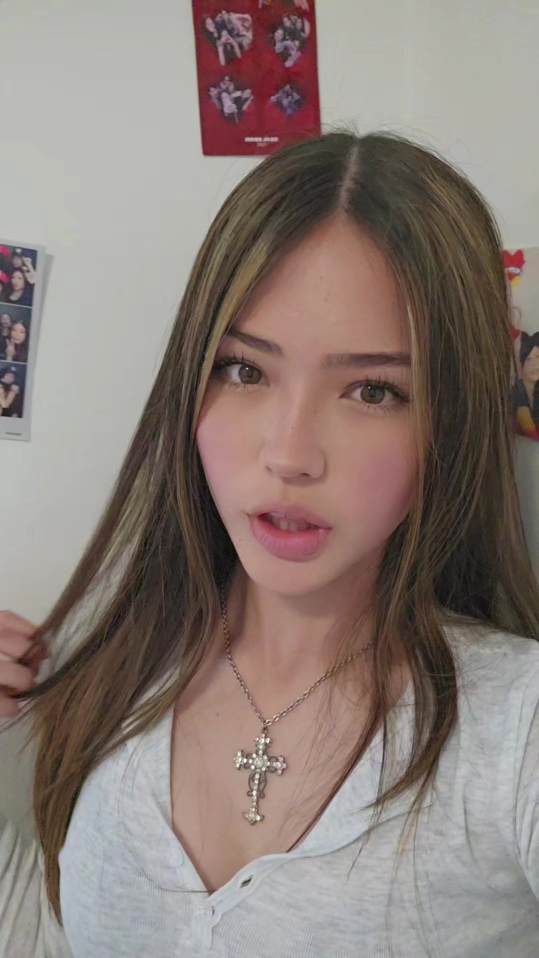 @bella