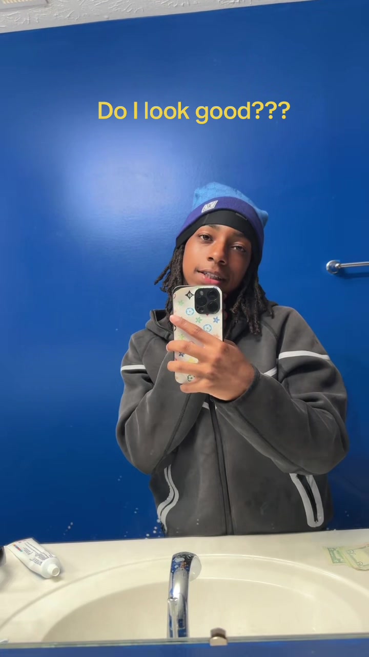 @thereallil3