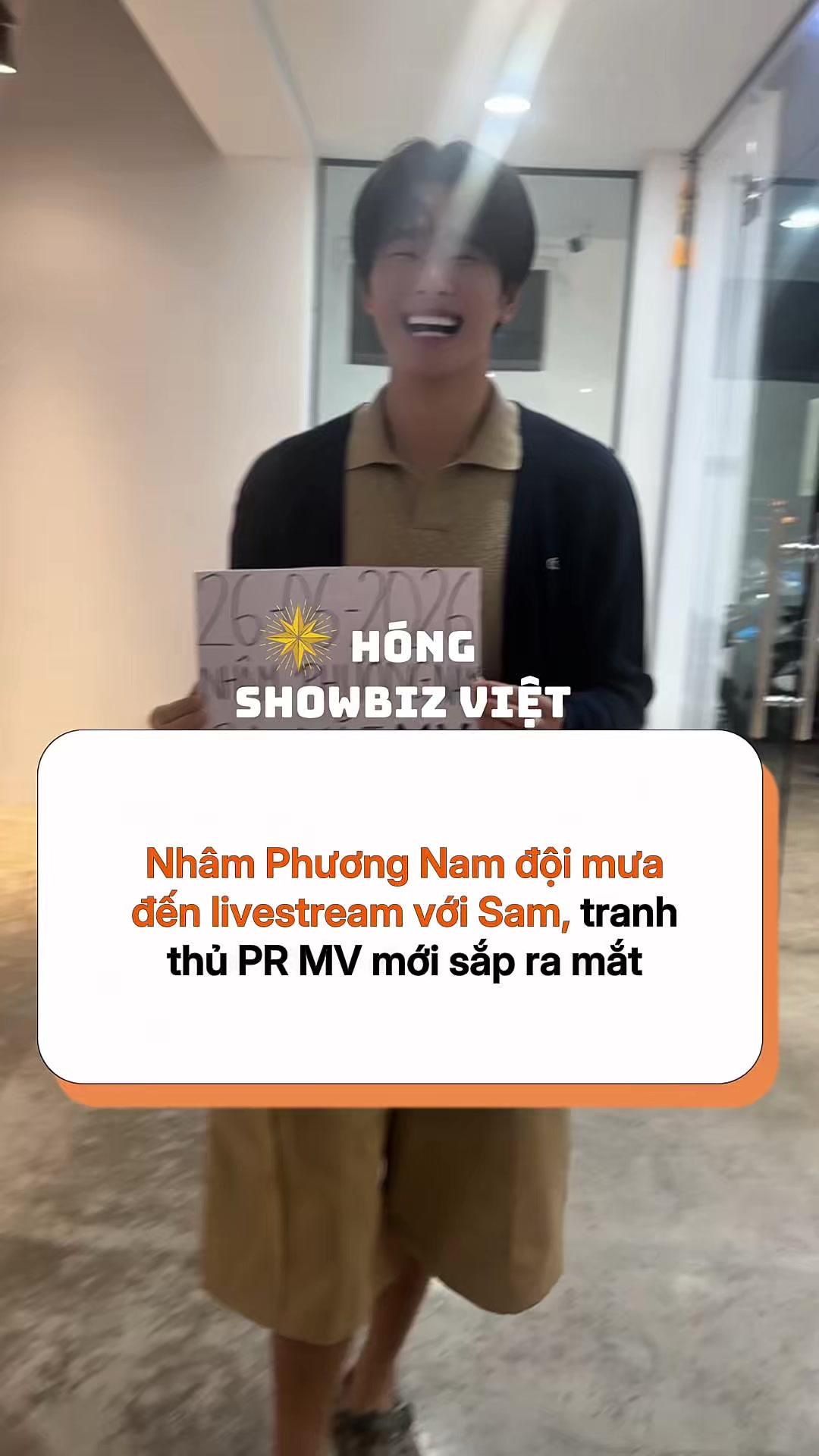 @H&oacute;ng Showbiz Việt
