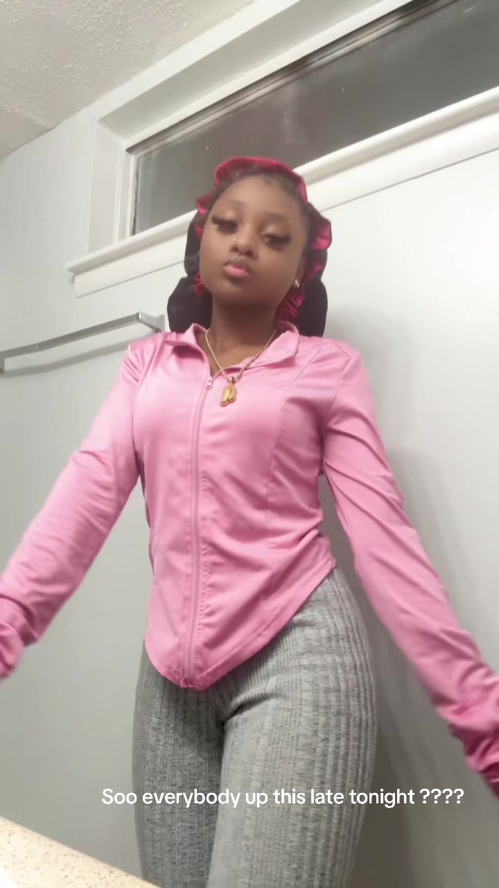 @Prettylilmiya