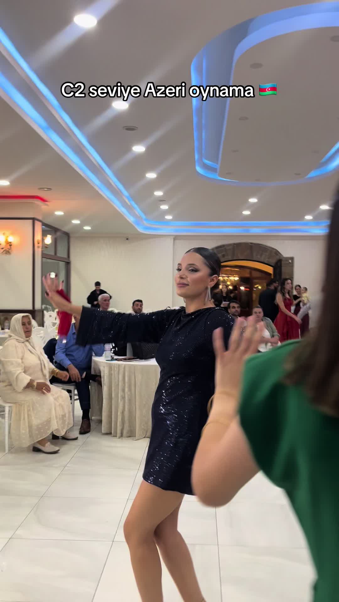 @İ ☆