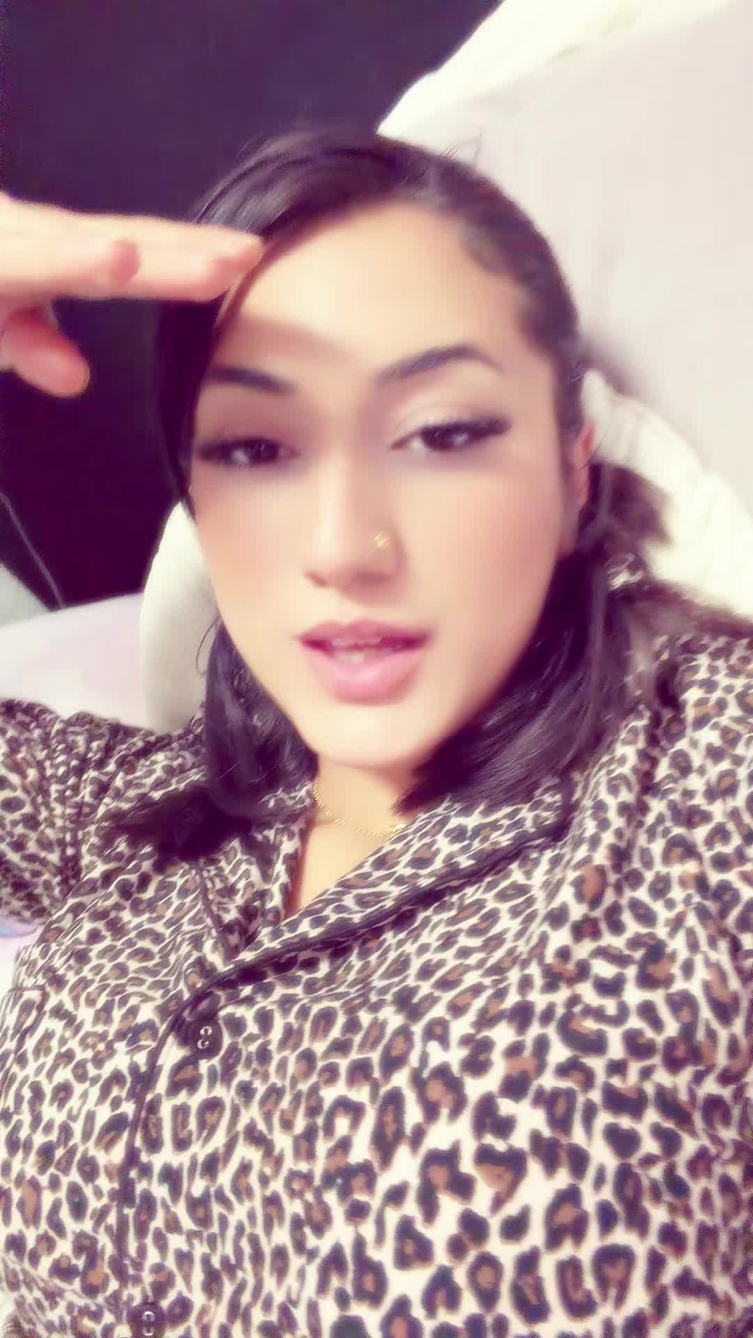 @Gülnaz 🧏🏽♀️