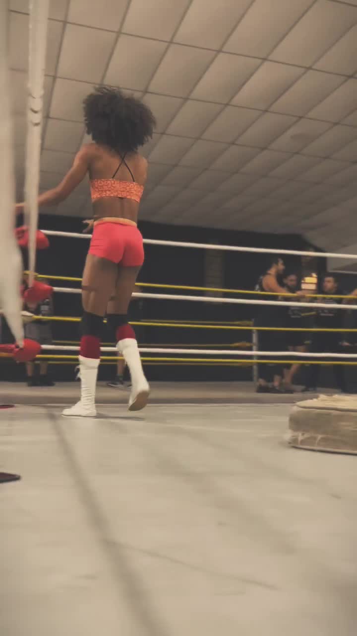 @Ásia Niara