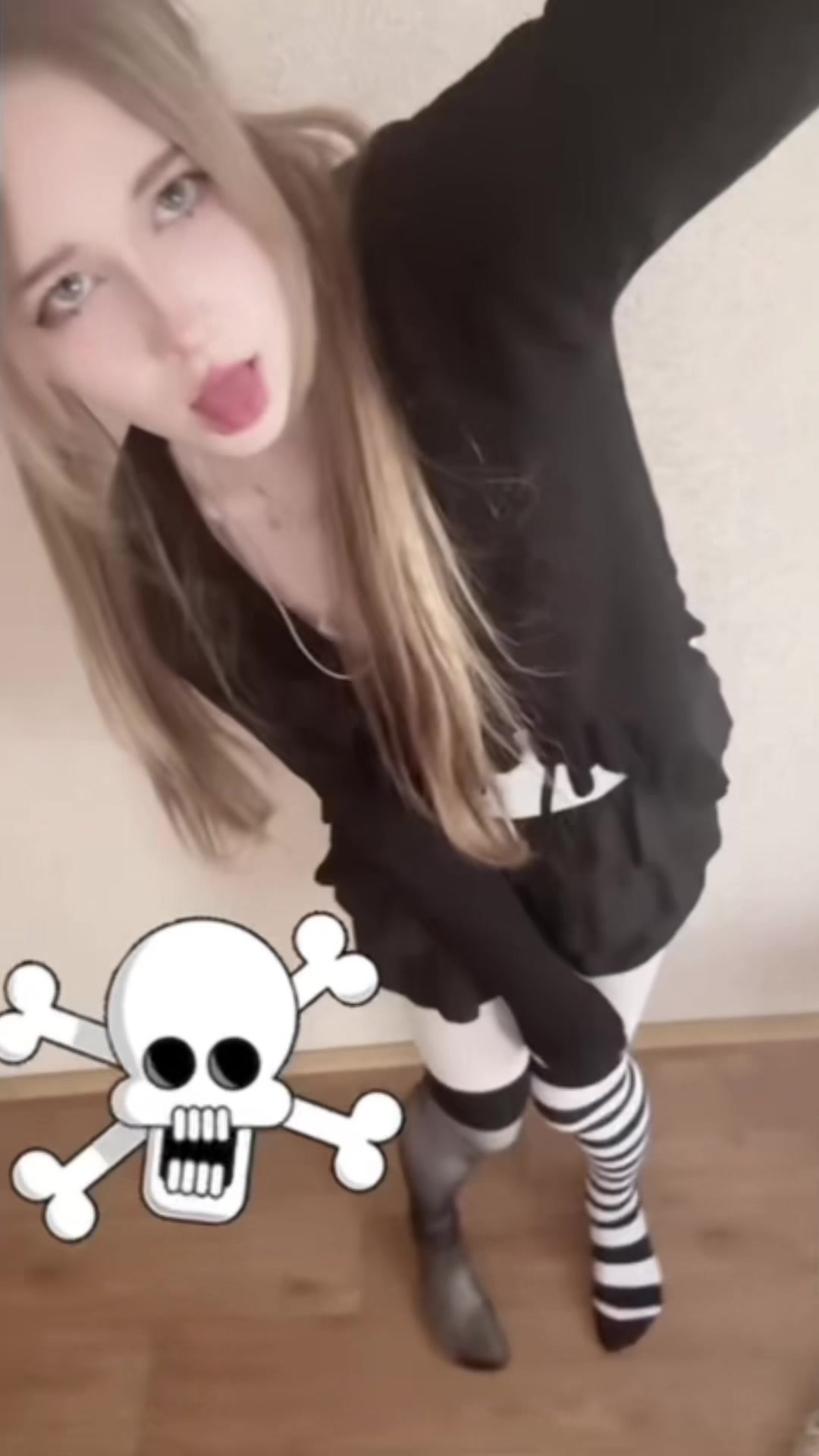 @addictedtoyoulikeadrug