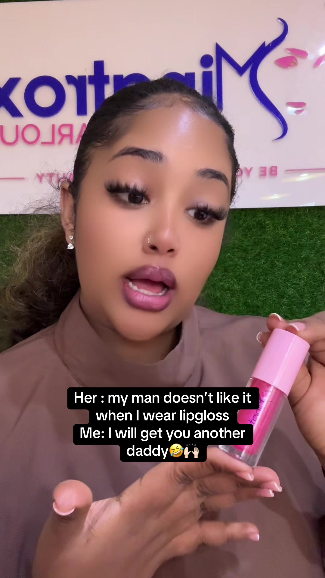 @Mina_the_queen