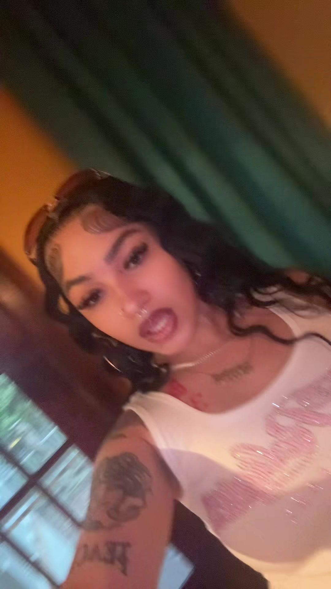@lili 🤘🏽