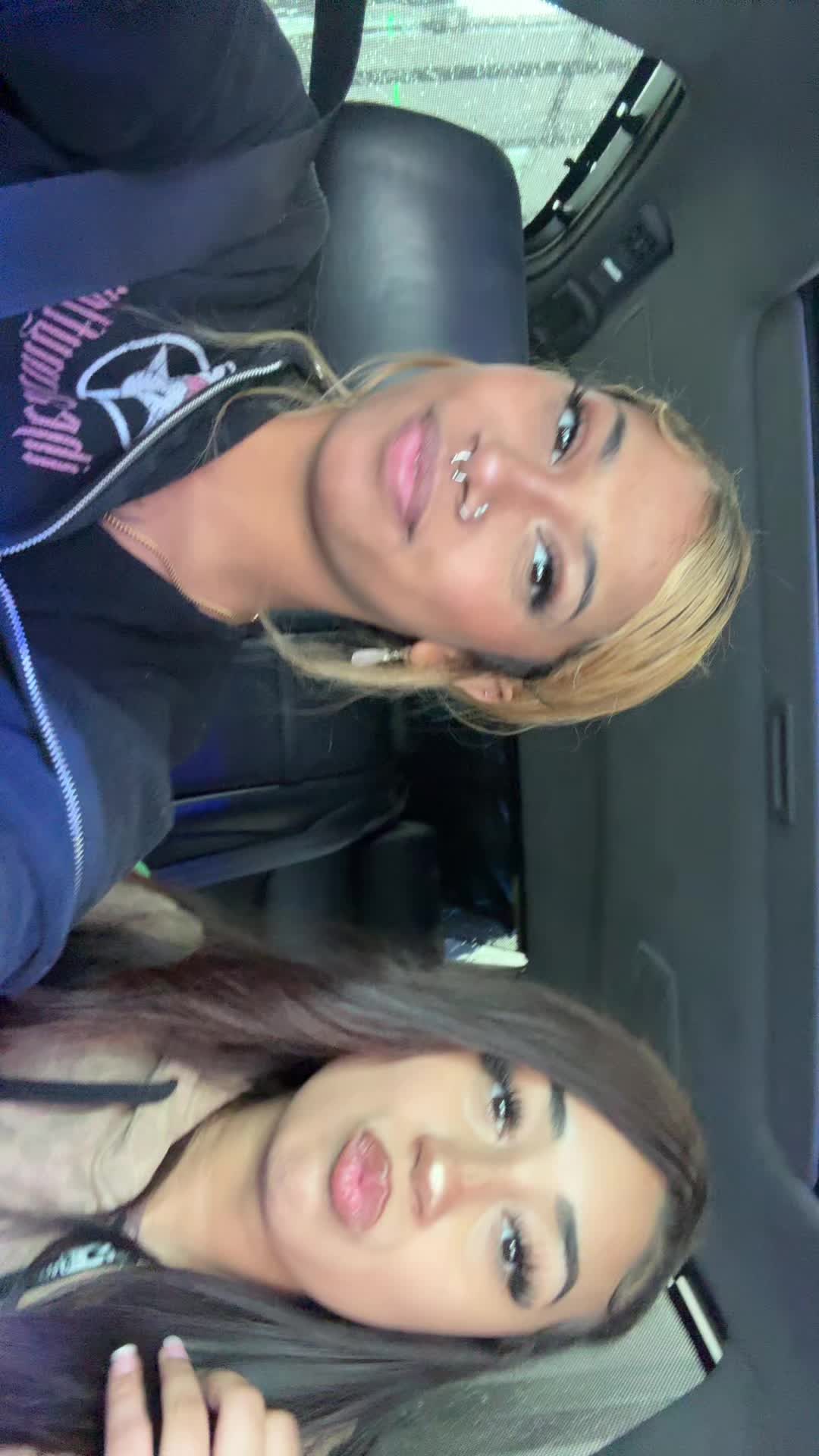 @lovely_kittymwah