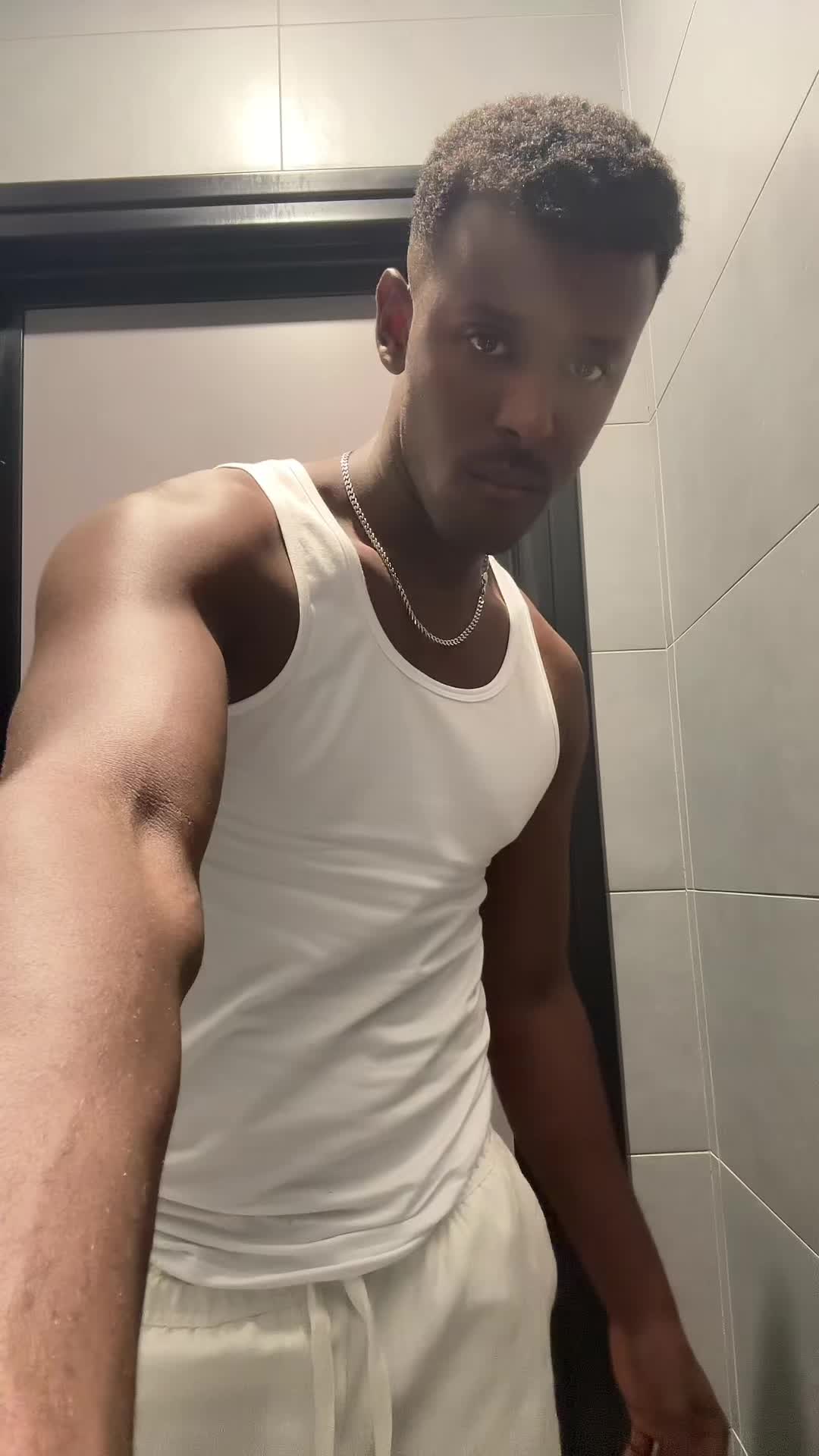 @its.momo2000
