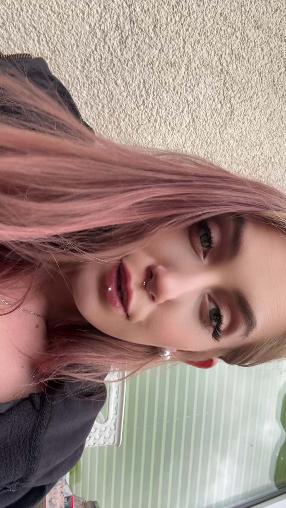 @Livinoox