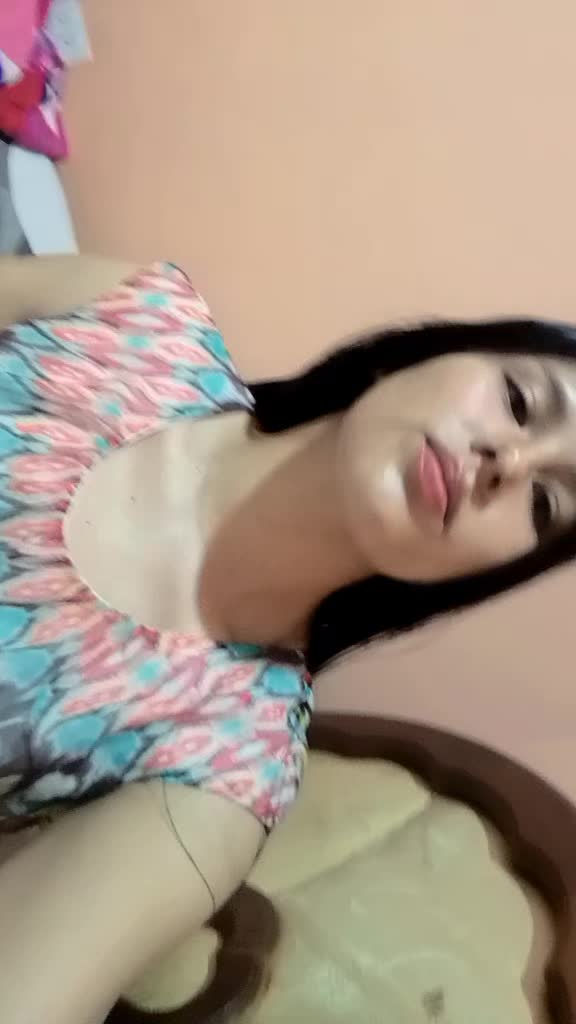 @Adrianita06