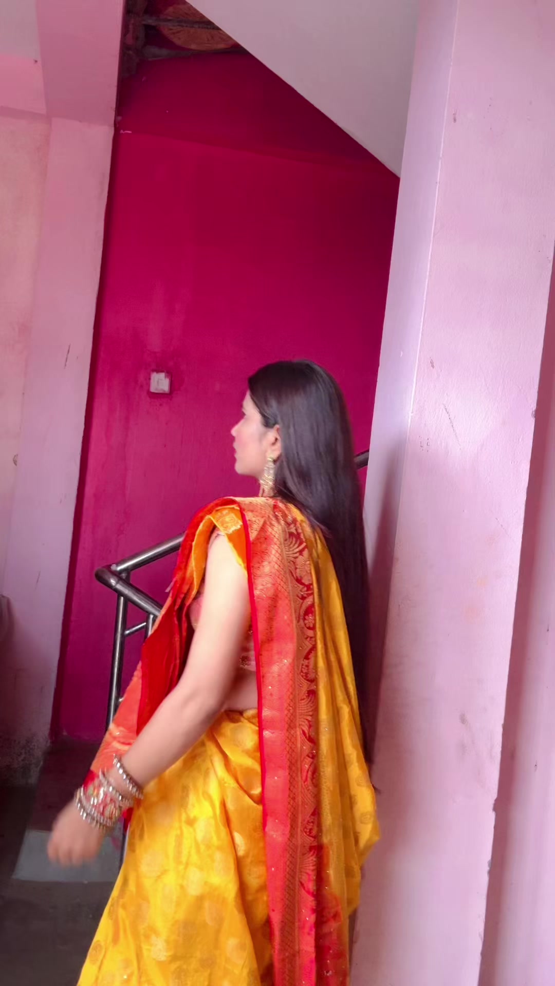 @Anita Sah466