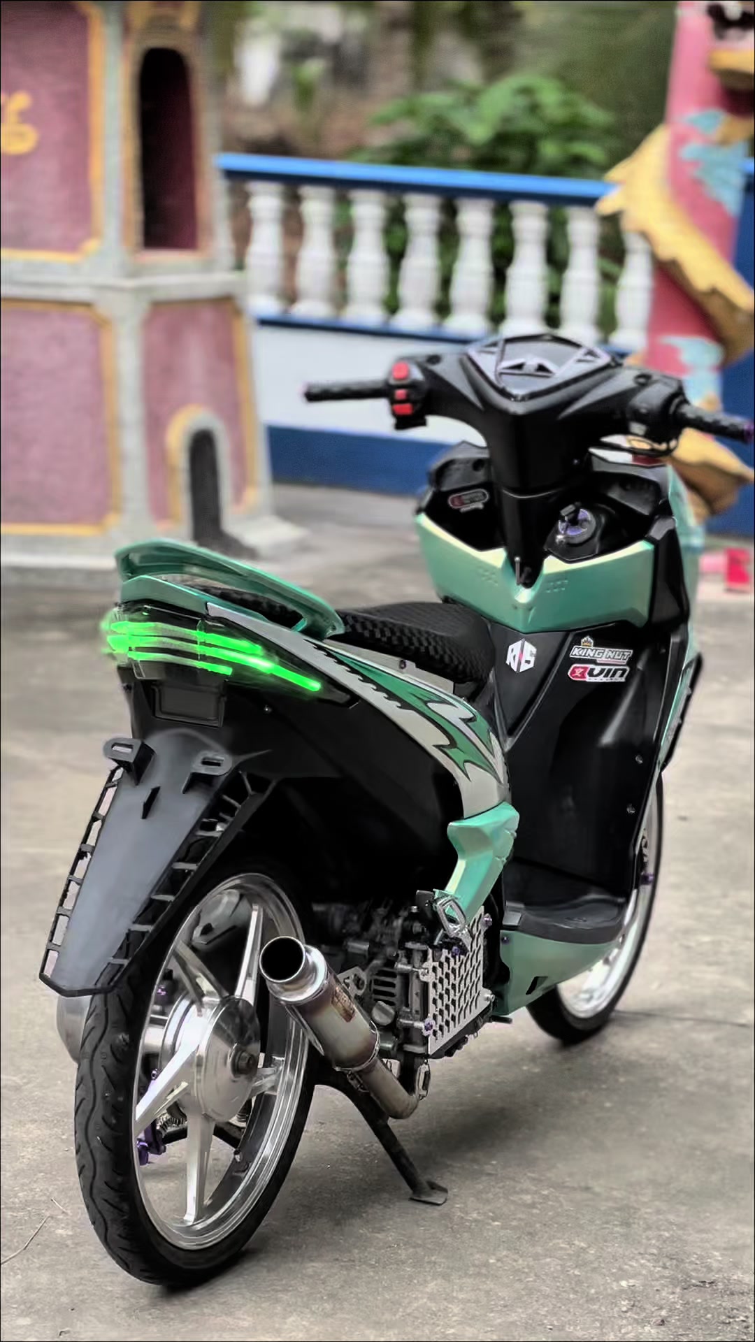 @Xenzy🇻🇳
