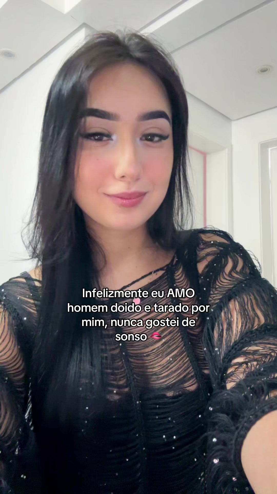 @Camilly Vitoria