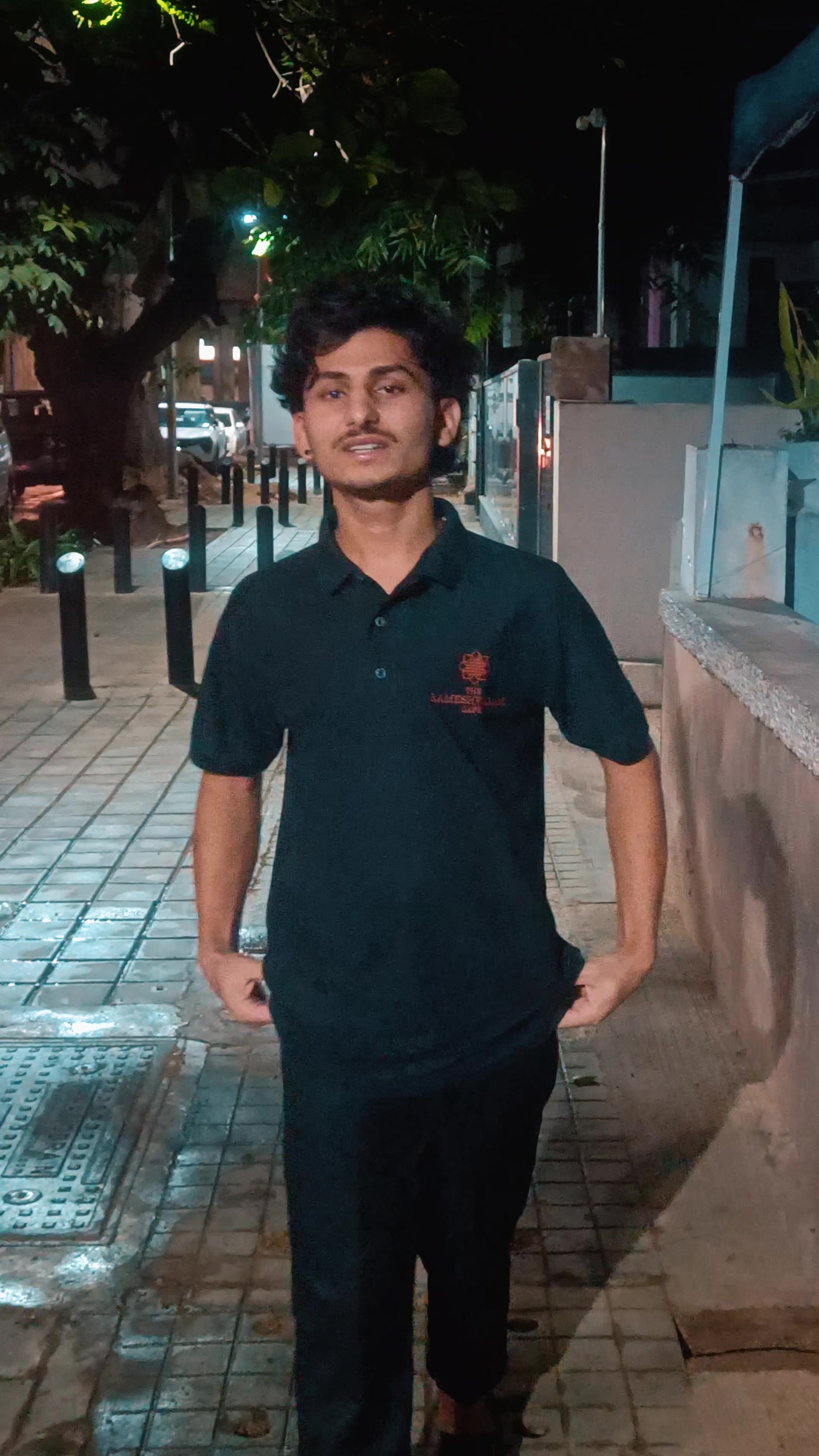 @🤫Yadav_Sarkar🤟