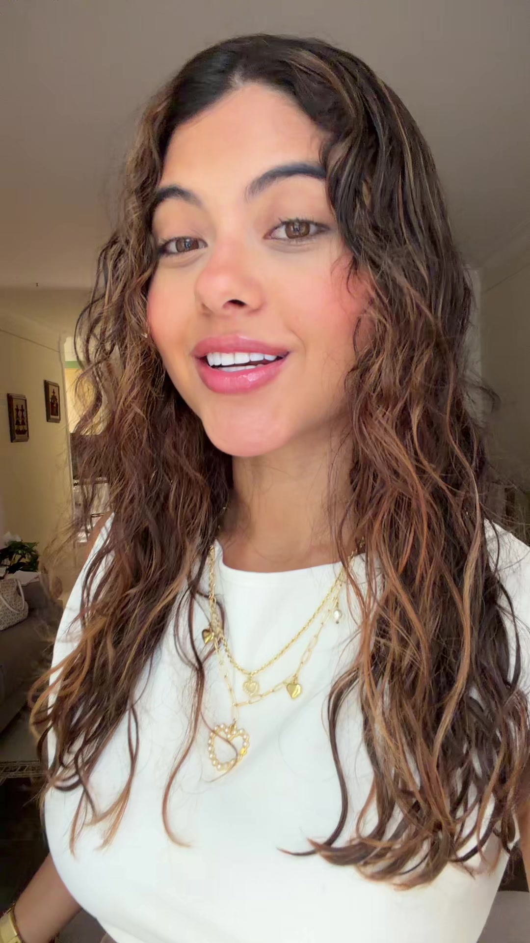 @Stephanía España