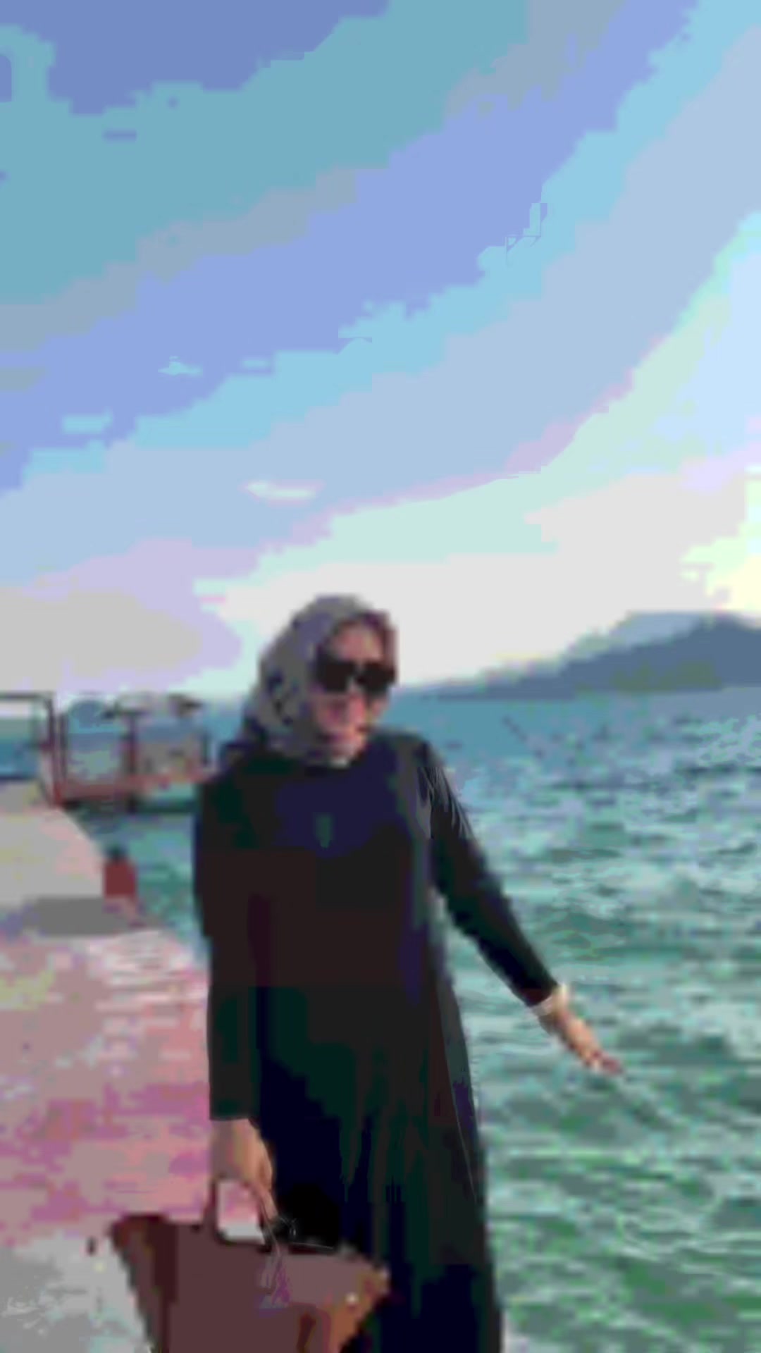 @Dianlestari.co