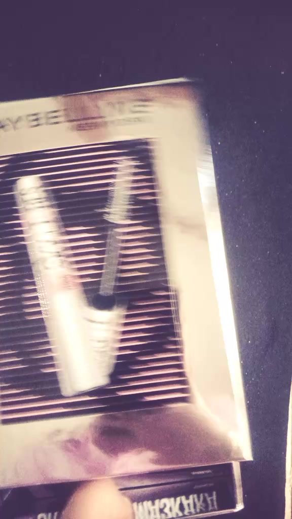 @𝕷𝖆𝕽𝖊🥀