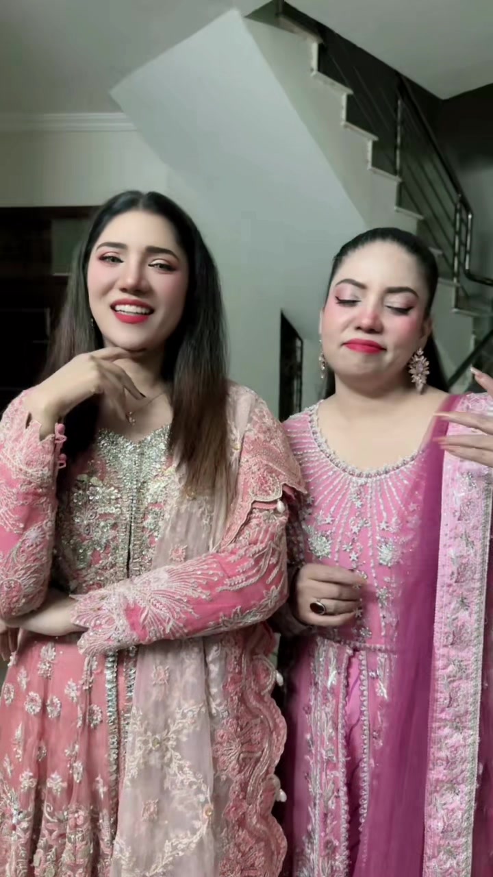 @Manwa Sisters ✅