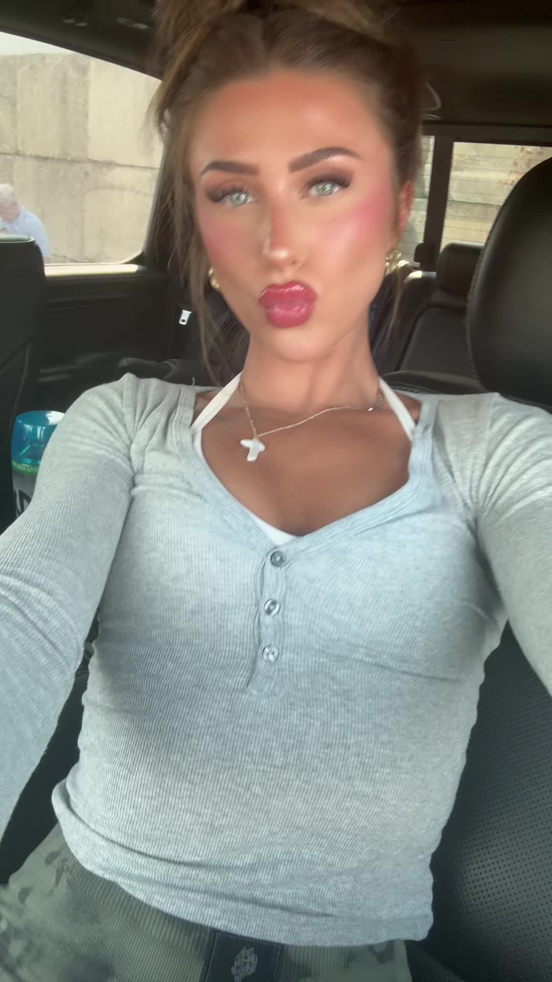 @Laur.wagner