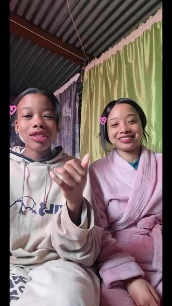 @L&eacute; FL&eacute;&uacute;r Q &Ccedil;h&iacute;n&aacute;