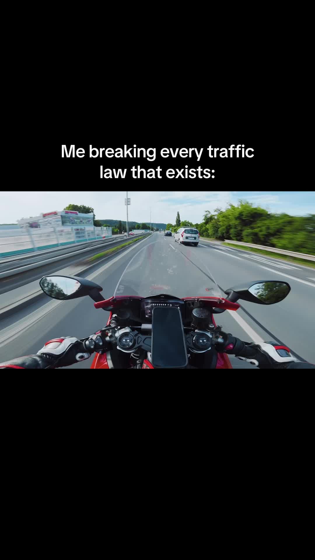 @v4.mxx