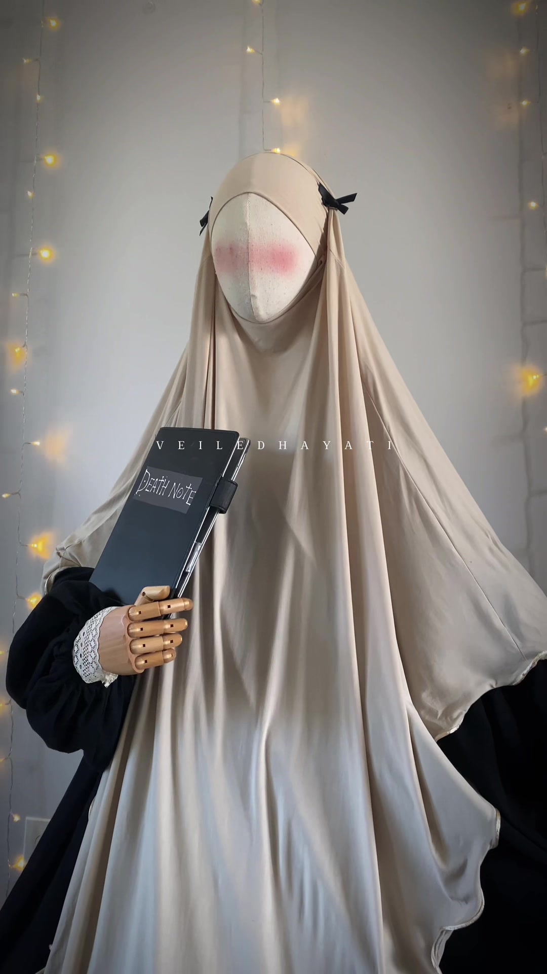 @𝒱𝑒𝒾𝓁𝑒𝒹 𝐻𝒶𝓎𝒶𝓉𝒾 &reg;