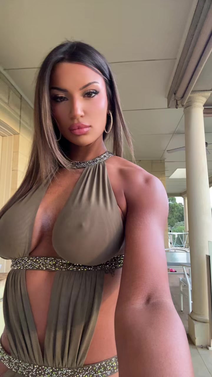 @Leanoraaa