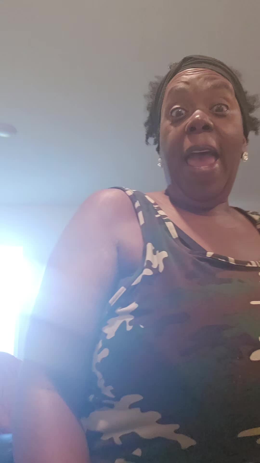 @toniaDaniels5052