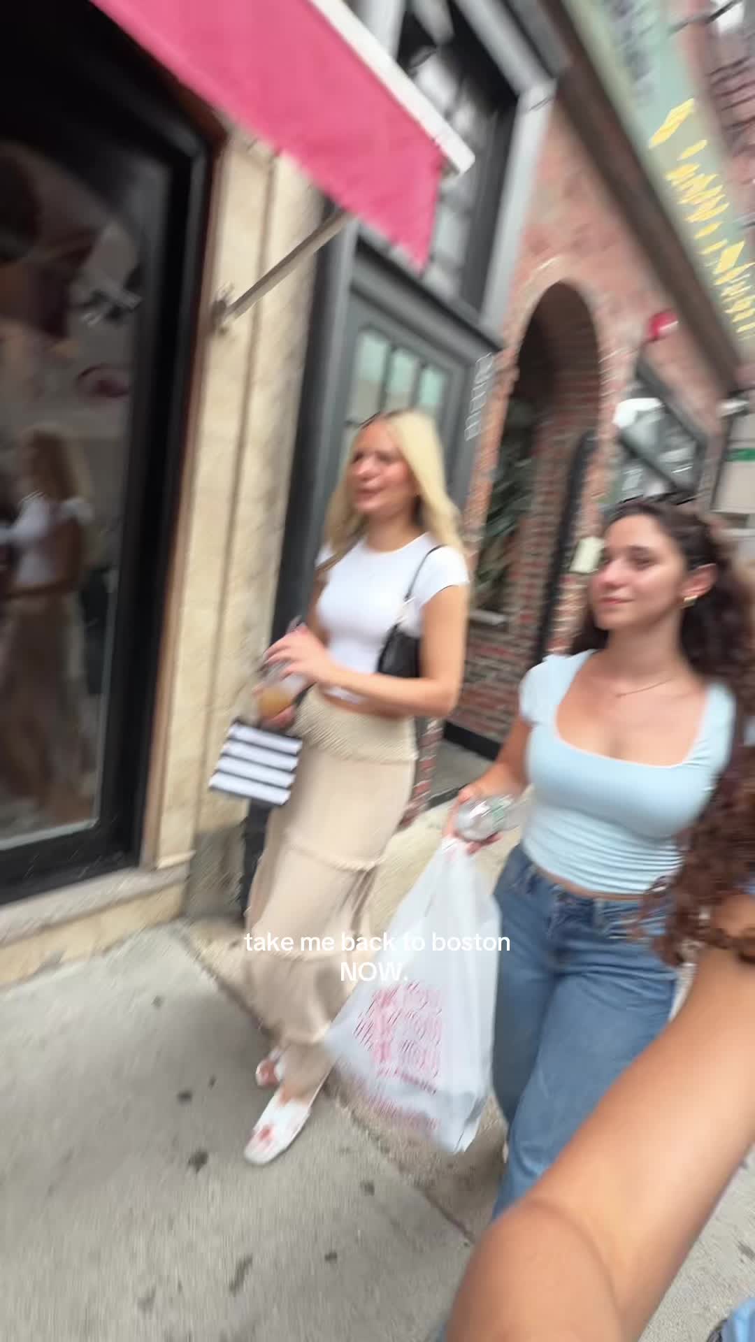 @gabscurls