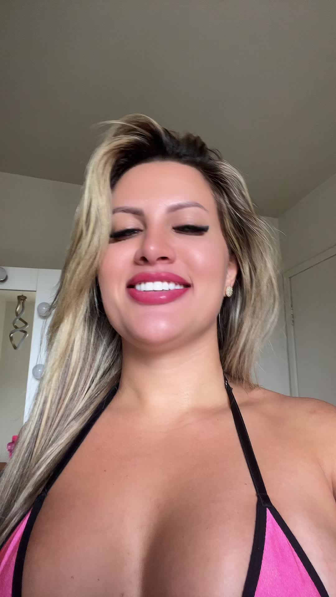 @Cláudia Raquel