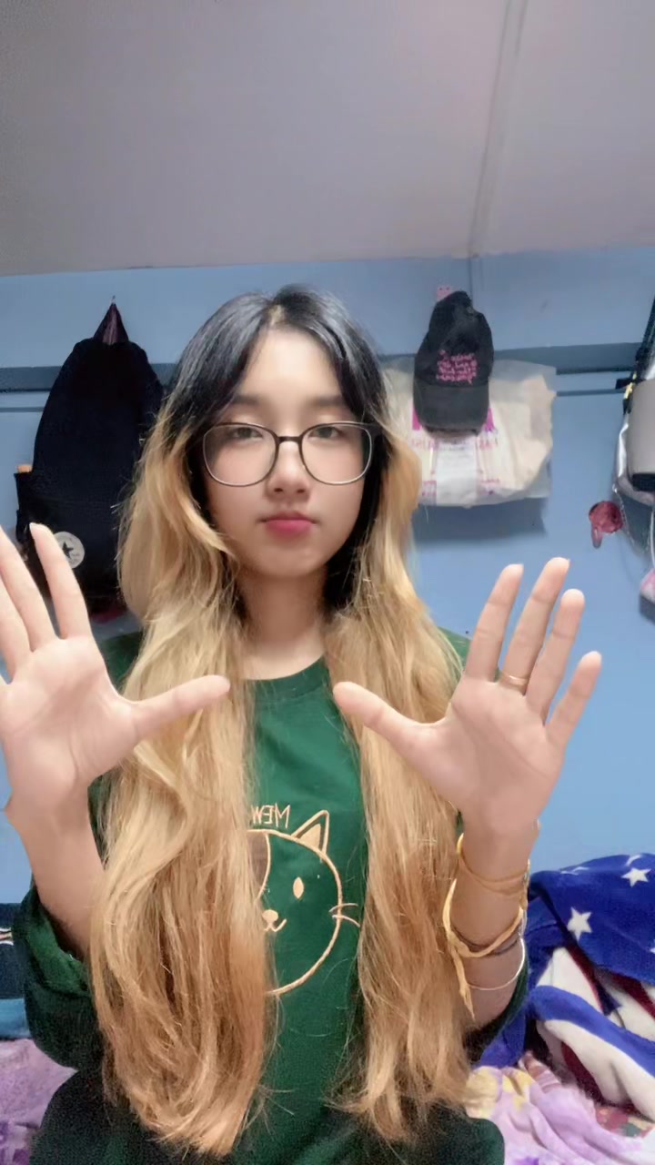 @𝐻