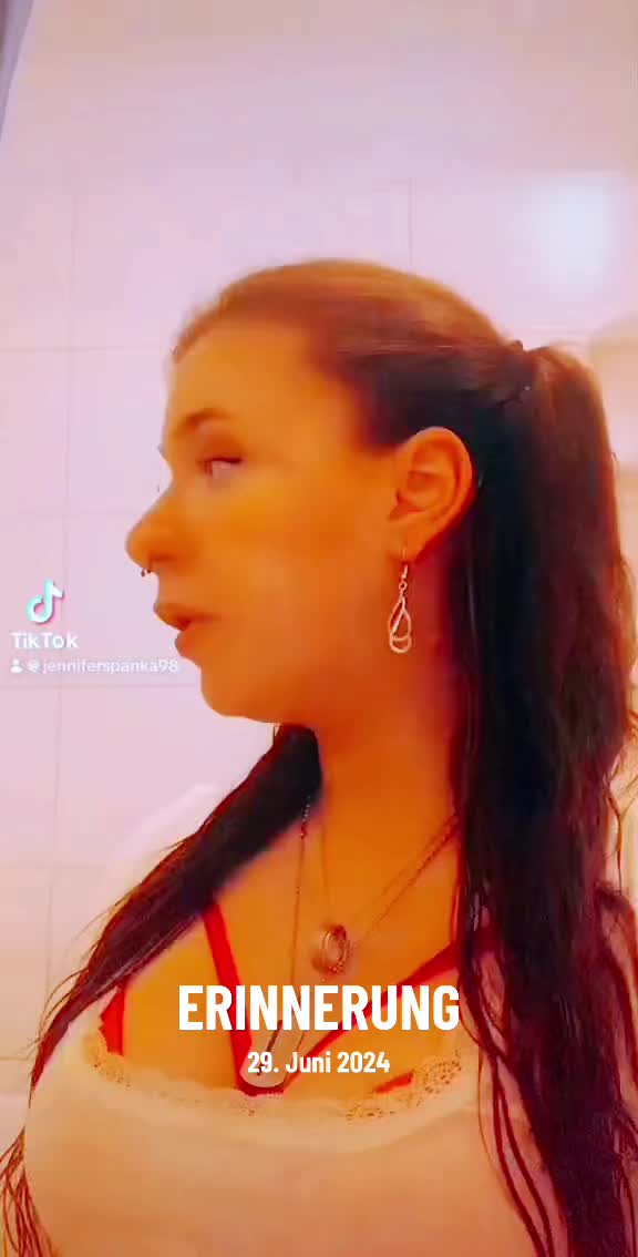 @Jenni⭐️